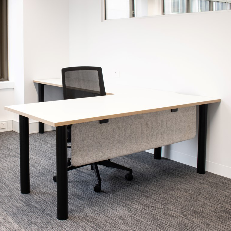 BIRCH single desk